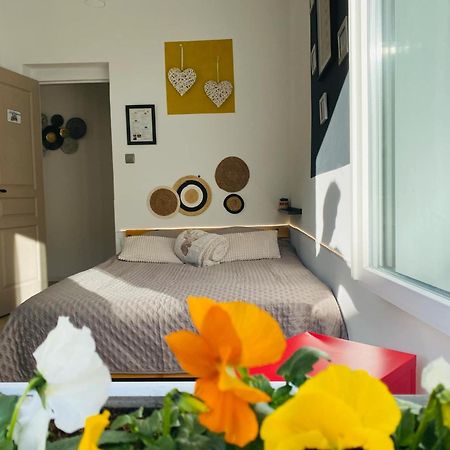 Chambre Privee Au Coeur De กาเลส์ ภายนอก รูปภาพ