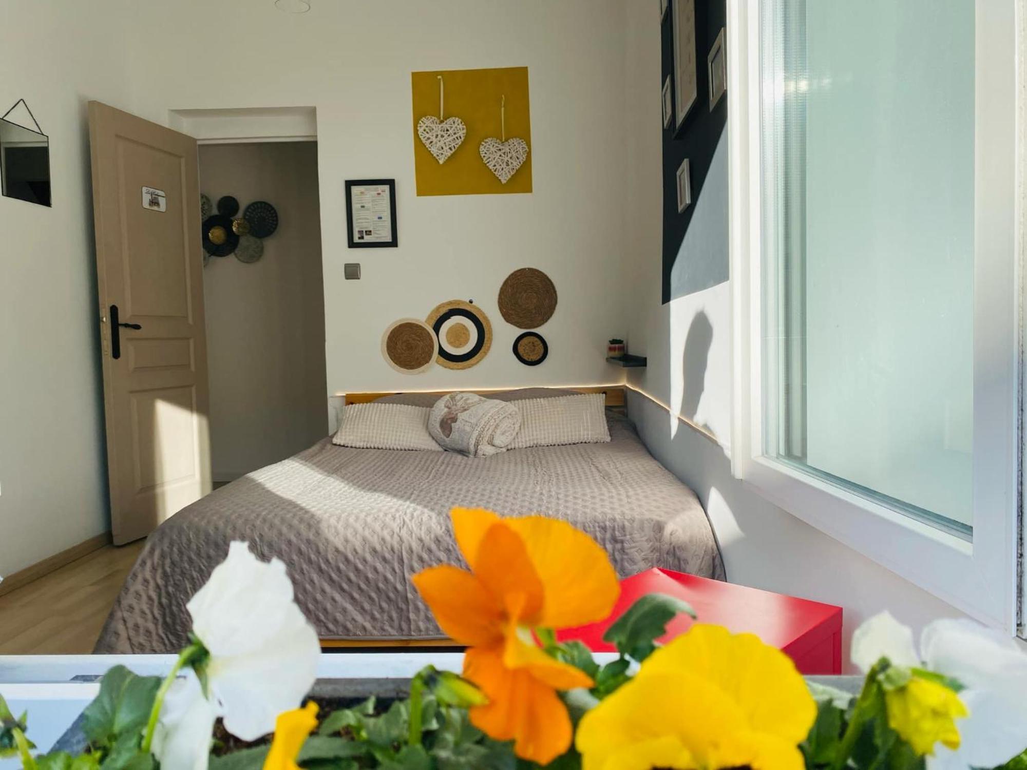 Chambre Privee Au Coeur De กาเลส์ ภายนอก รูปภาพ