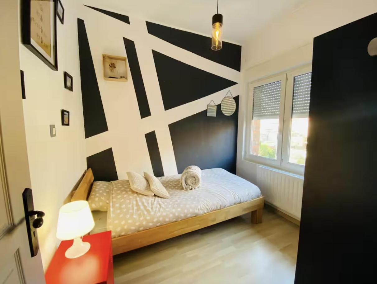 Chambre Privee Au Coeur De กาเลส์ ภายนอก รูปภาพ